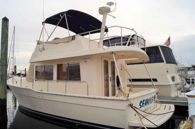 Mainship 34 Trawler