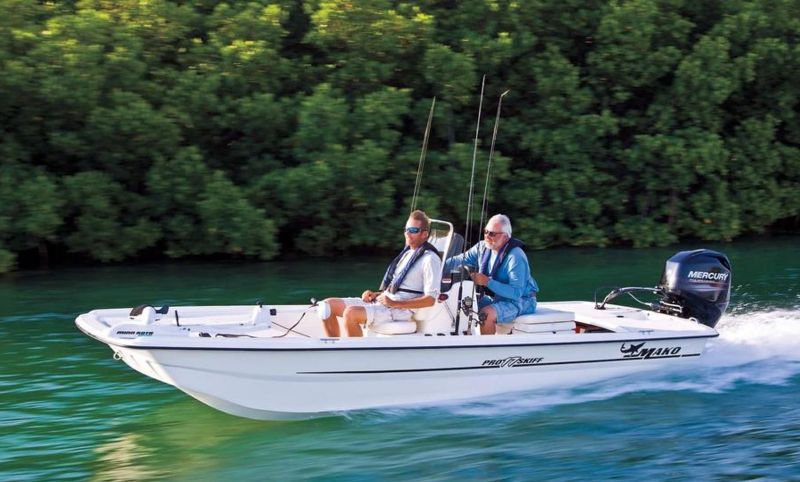 Mako Pro Skiff 17 CC