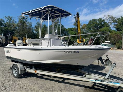 Boston Whaler 17 Outrage