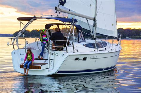 Hunter 33